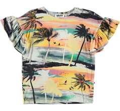 Rayah T-shirts & Tops